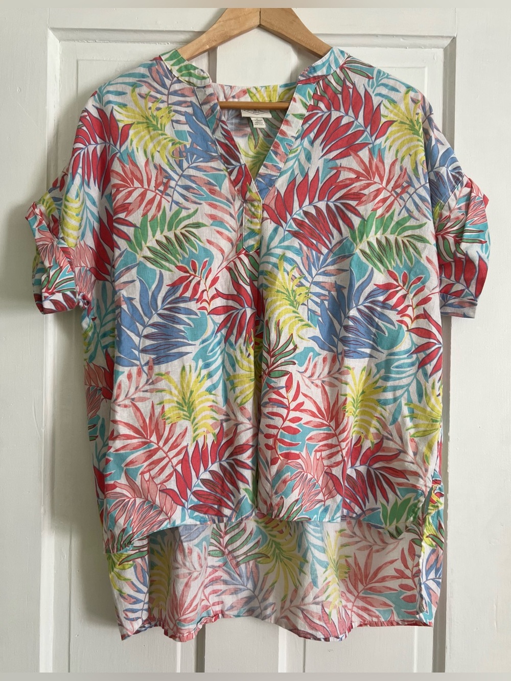 ST JOHNS BAY Womens Medium Tropical Linen Blend Pullover Blouse Hi-Lo Hemline